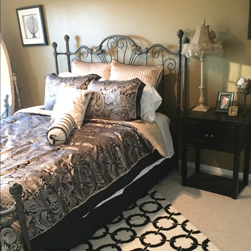 Comforter set